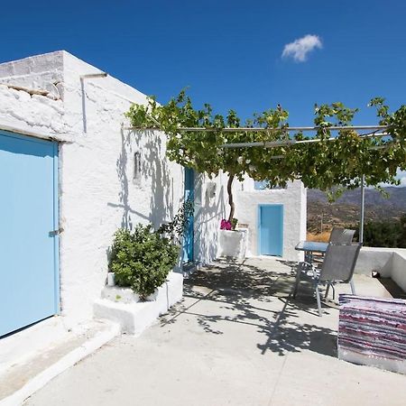Vatha Traditional Cottage With A View Menetai Exterior photo