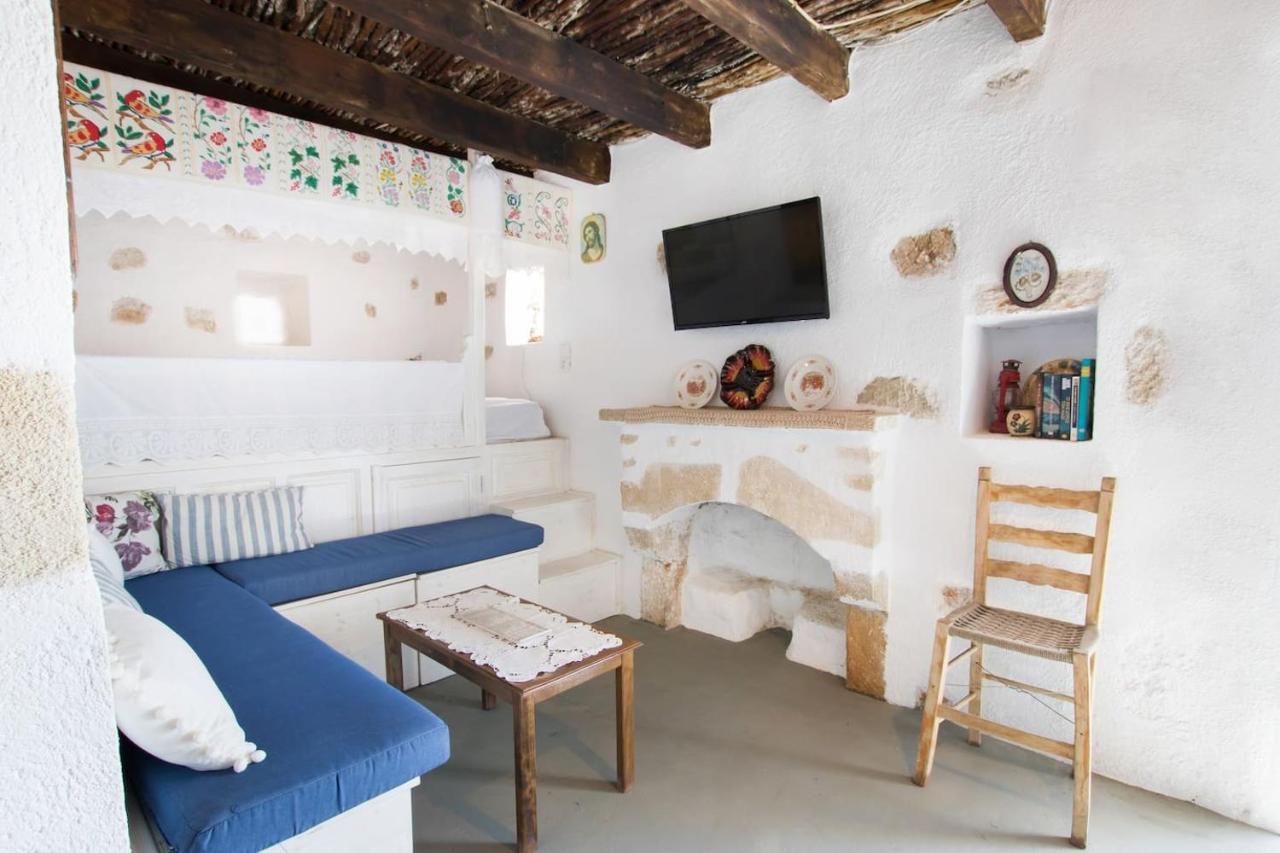 Vatha Traditional Cottage With A View Menetai Exterior photo